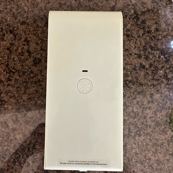 Tech Candy Clean Slate Sanitizing Bed - Picture 4 of 5